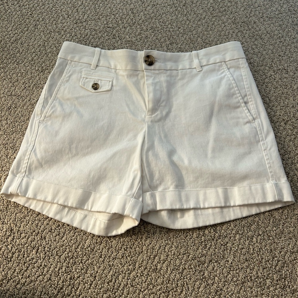Banana Republic Women’s white shorts Size 0